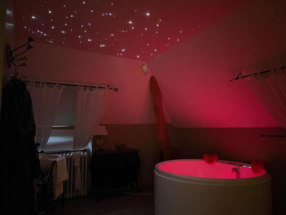 Maison D'Hotes & Spa La Vallee Des Reves Nods エクステリア 写真